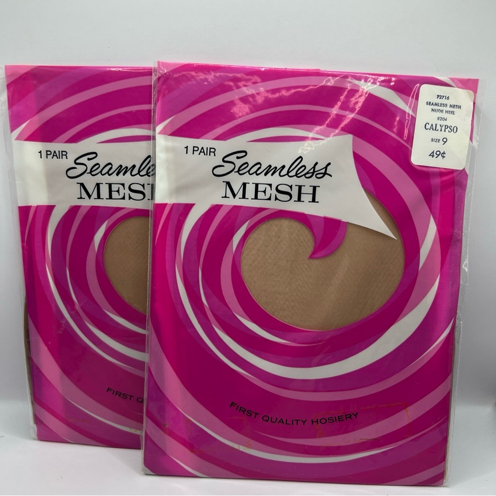 2 Pair Vintage Hosiery Stockings First Quality Seamless Mesh All Nylon Size 9